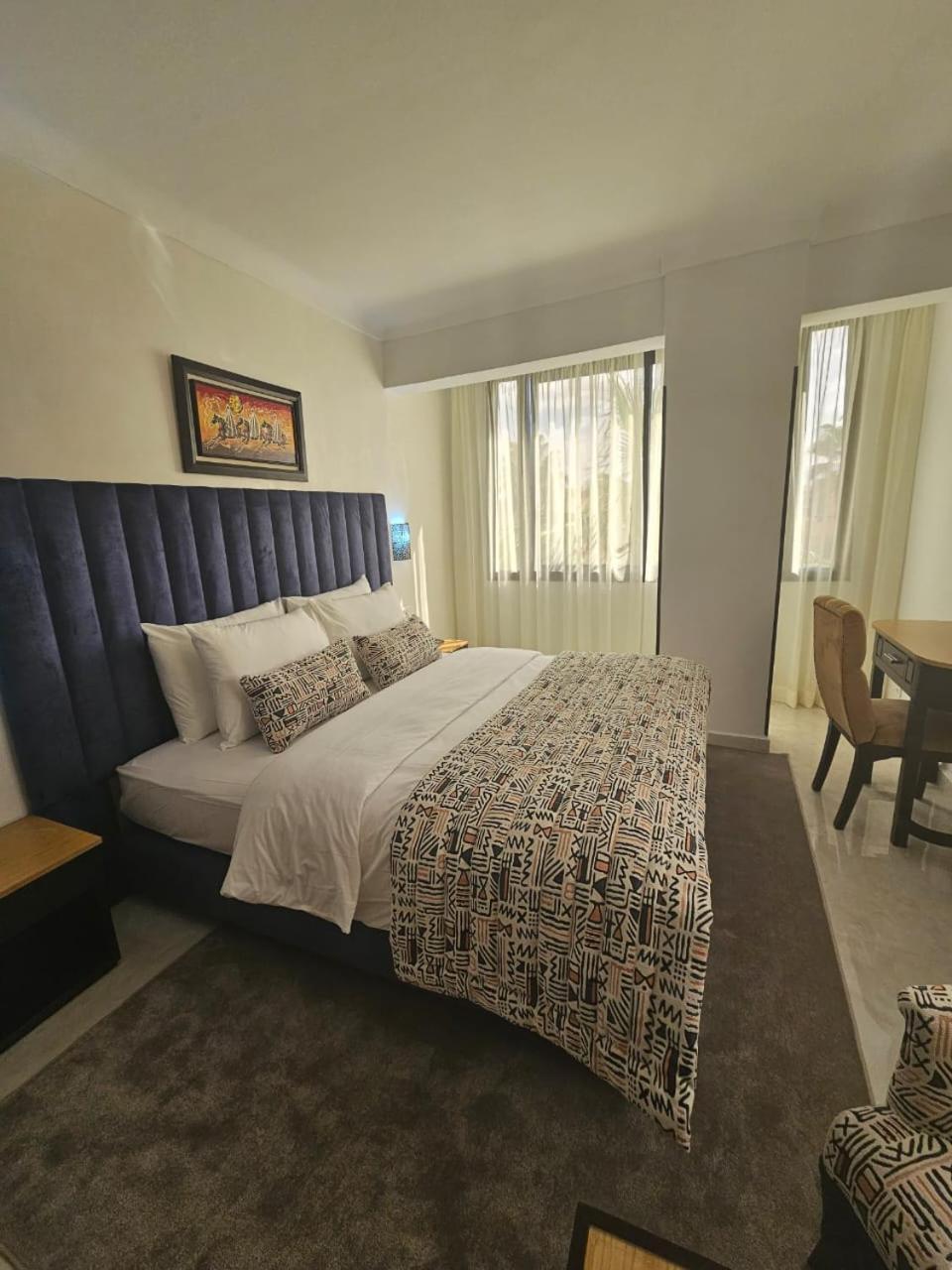 Al Akhawayn Hotel Oujda Bagian luar foto