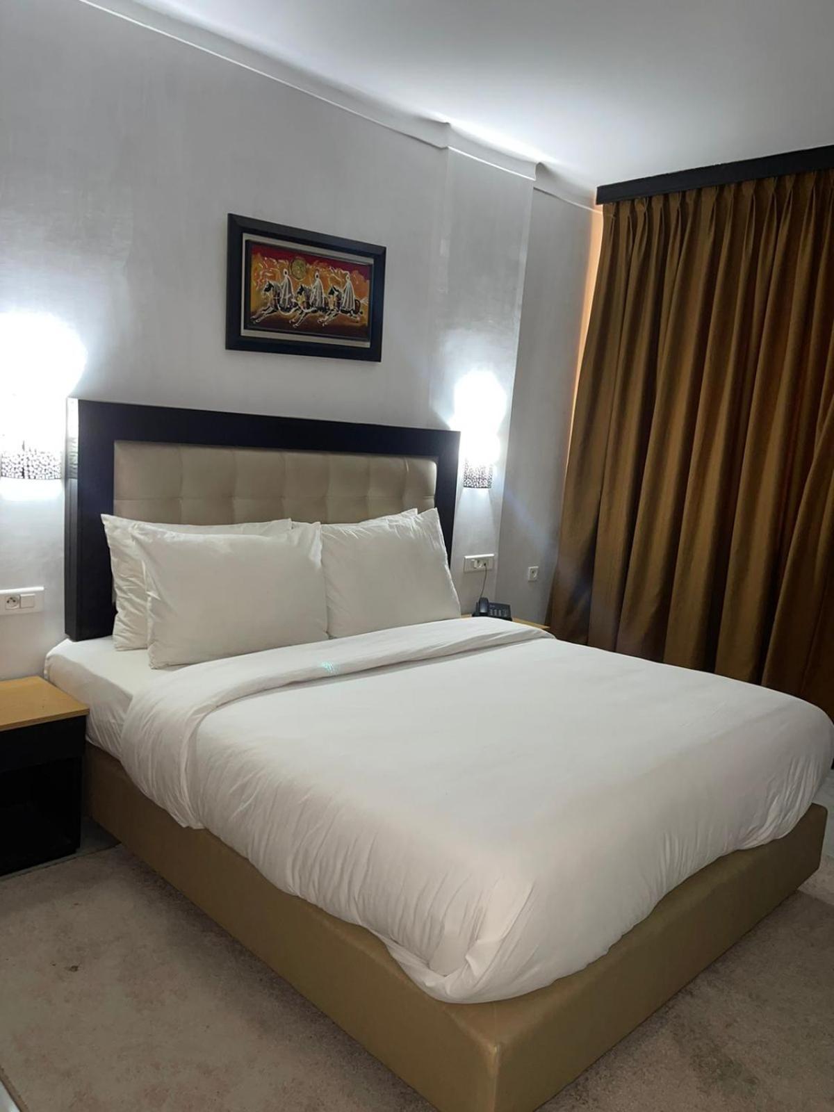Al Akhawayn Hotel Oujda Ruang foto