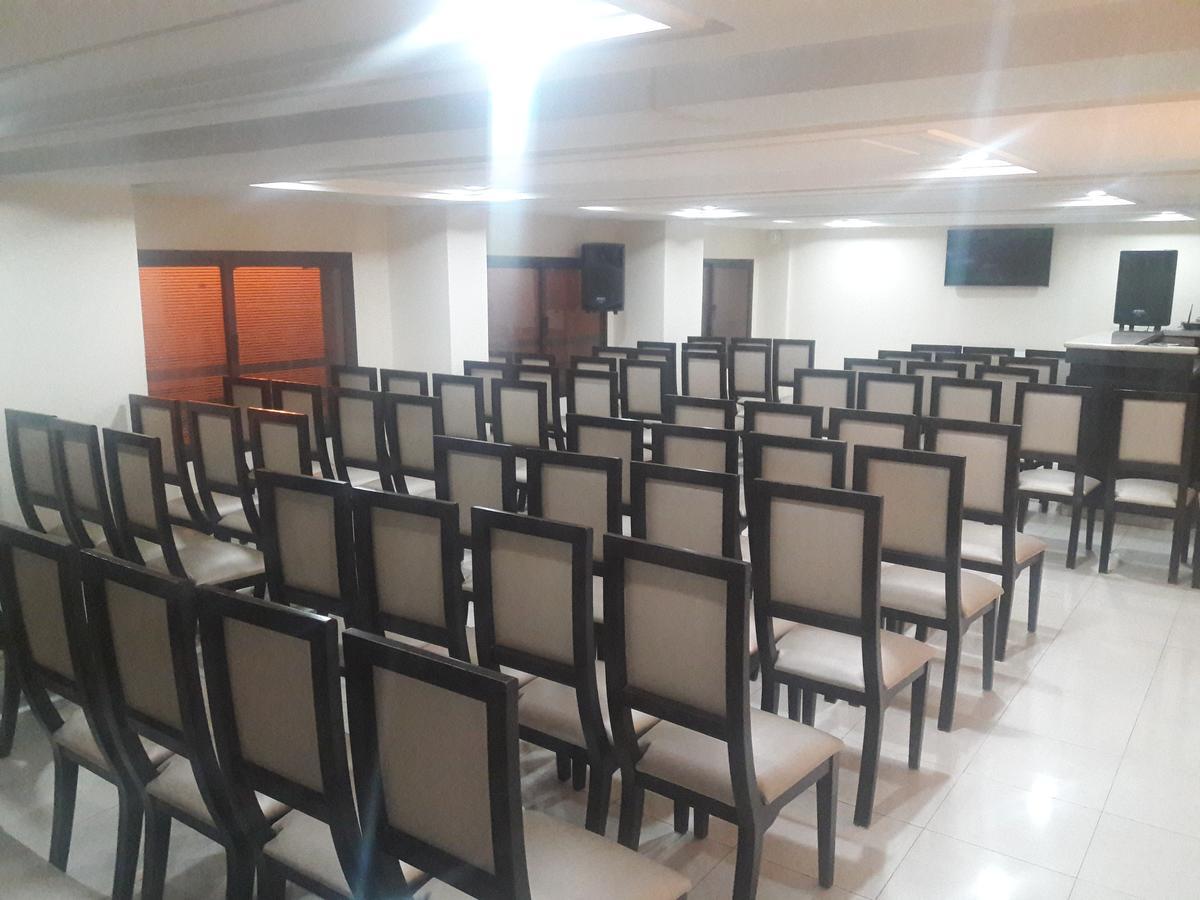 Al Akhawayn Hotel Oujda Bagian luar foto